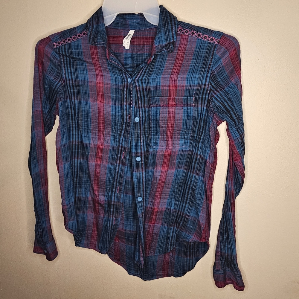 Mudd Y2K Teal And Burgundy Plaid Crinkle Button Up Top